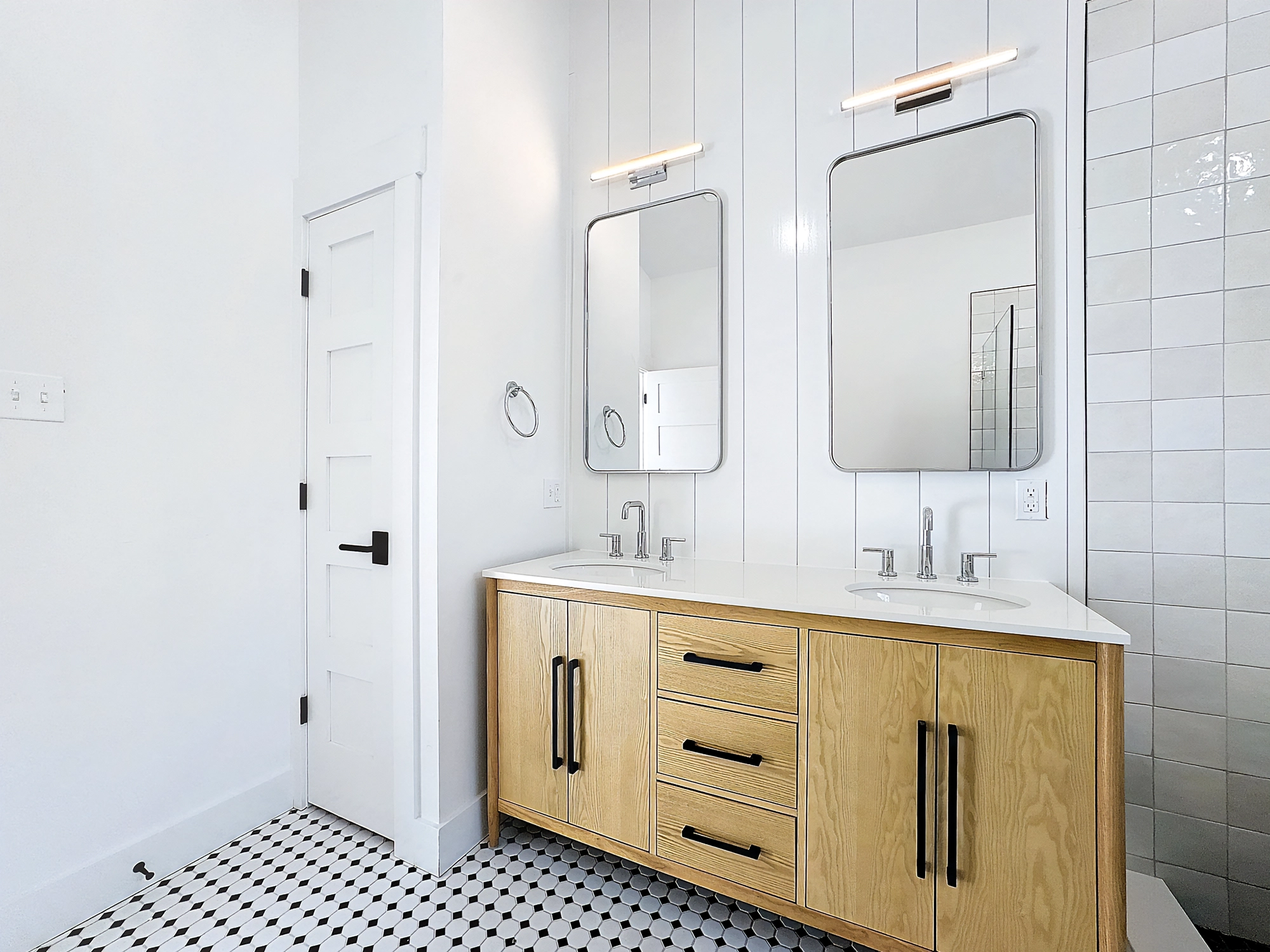 a8_00028_3586e31